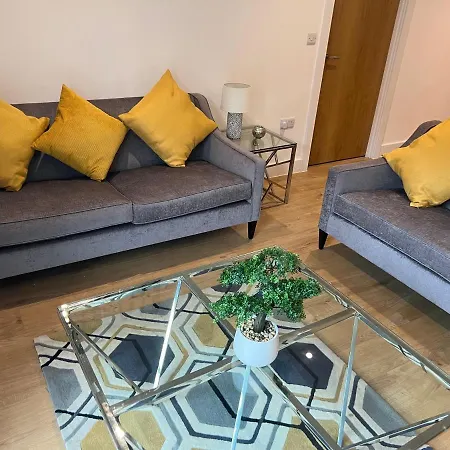 Lovely 2 Bed In Centre Apartamento